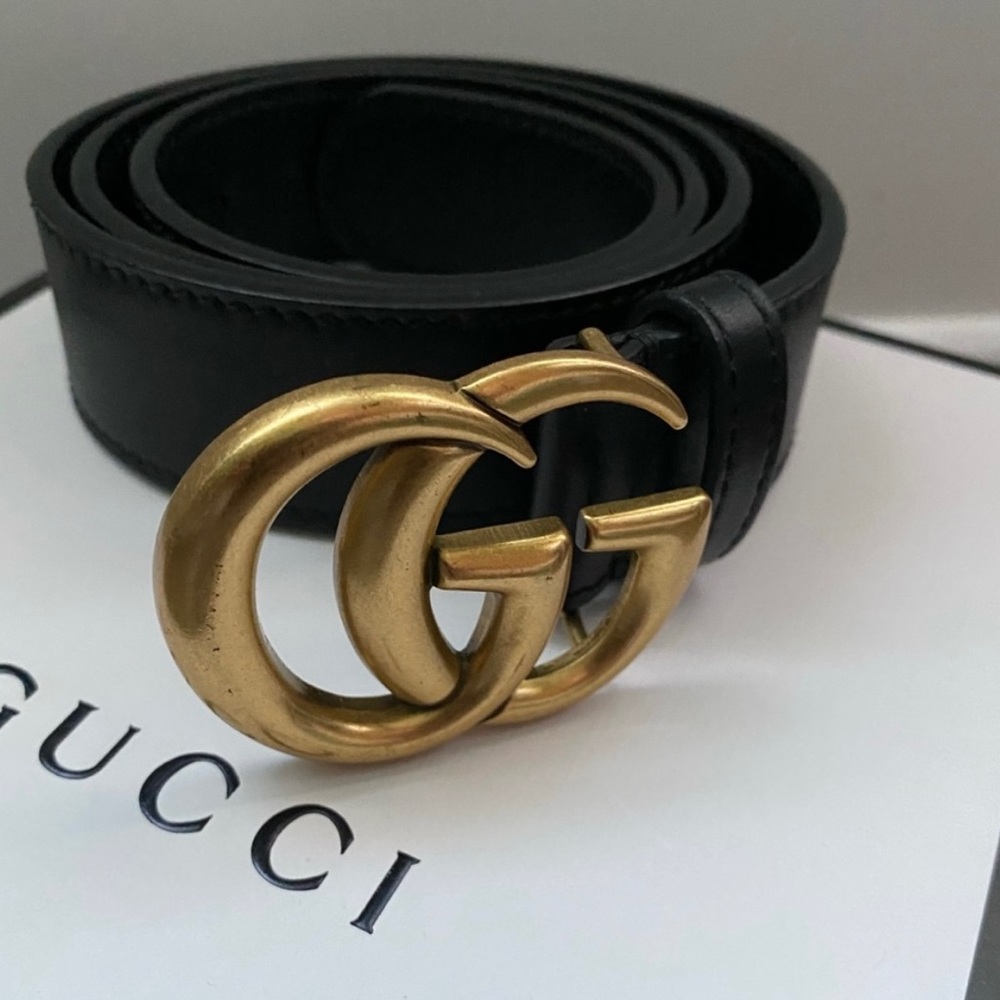 Gucci leather belt with double G buckle